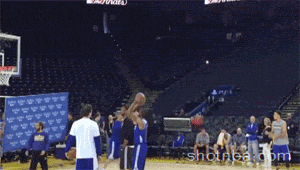 Stephen Curry Shooting Jump Shot(37)